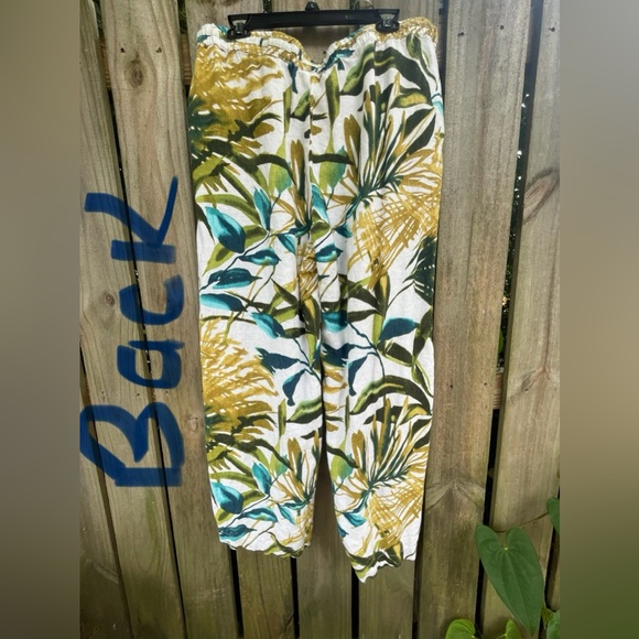 Chico’s Tropical Print Linen Pant - Picture 3 of 5